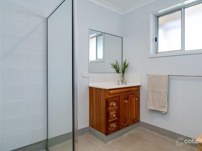 475A Henderson Street, Lavington