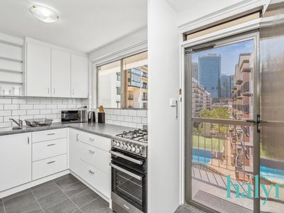 503 / 130A Mounts Bay Road, Perth