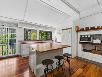 8 Foxlow Street, Captains Flat