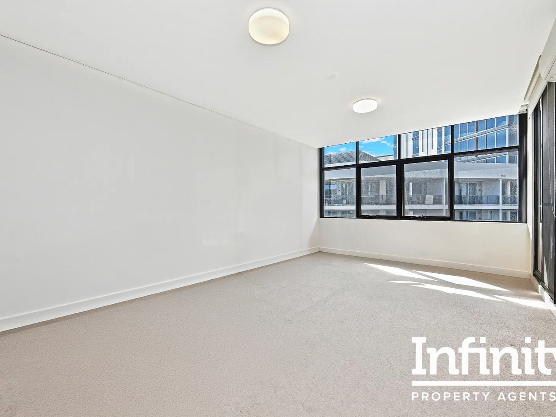 619 / 10 HALF STREET, Wentworth Point