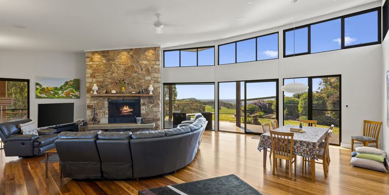 665 Fernhills Road, Marraweeney