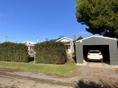 4 Little Union Street, Forbes