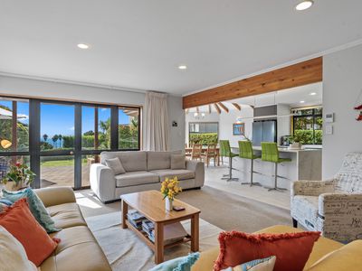 27 Gulf View Road, Murrays Bay