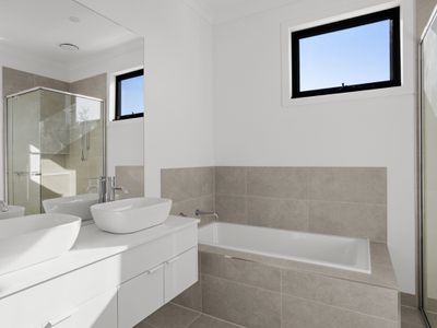 55B Railway Parade, Seaford