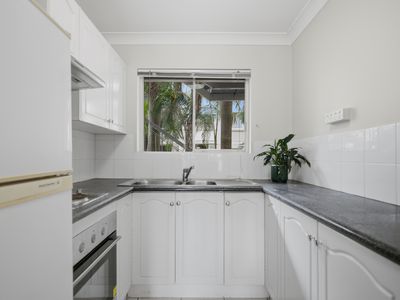 2 / 45 Thorn Street, Kangaroo Point