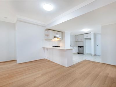 30 / 2 - 6 Kendall Street, Harris Park