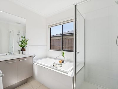 123 Palmdale Crescent, Mambourin