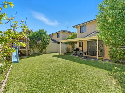 5 / 4 Blackwood Avenue, Casula