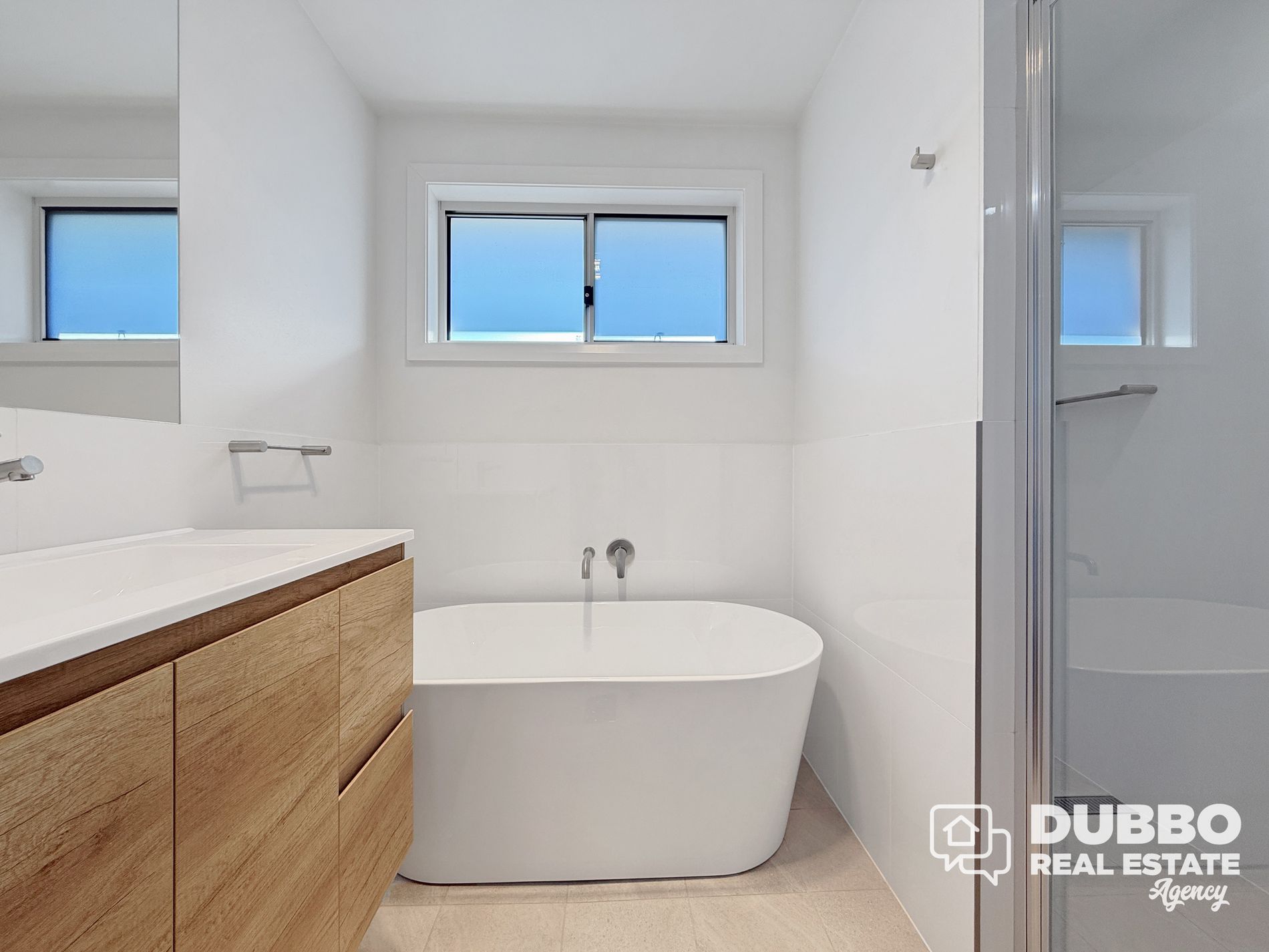 8B Violet Circuit, Dubbo