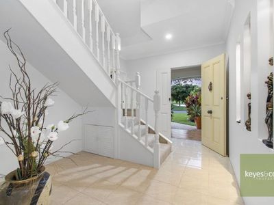 101 Marabou Drive, Annandale