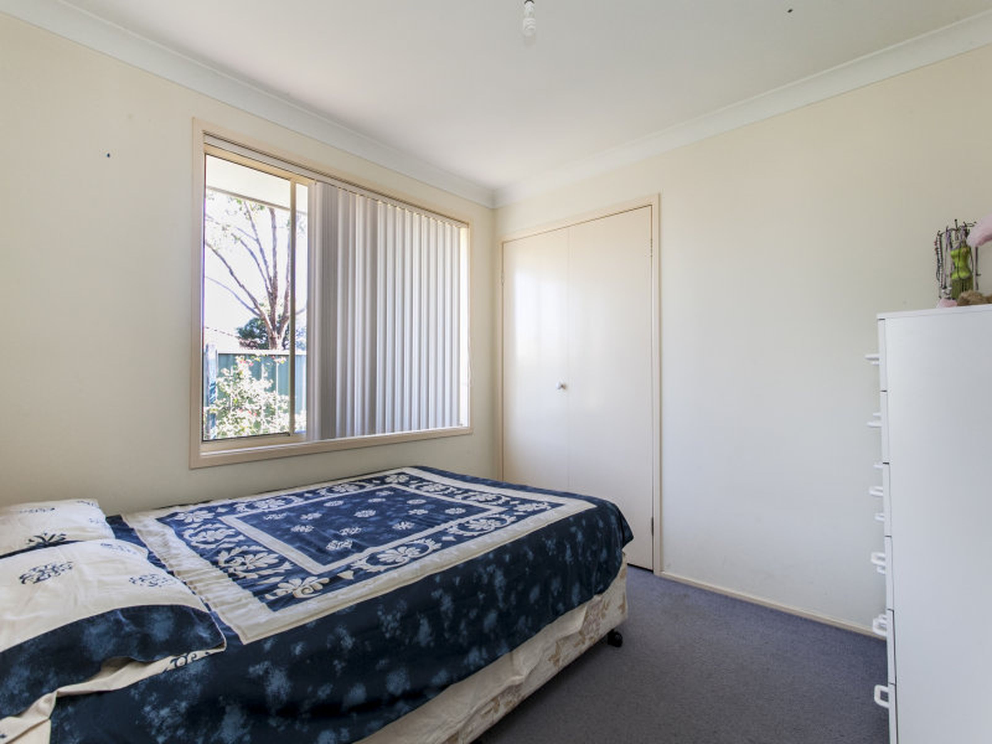 8 Laguna Drive, GLENMORE PARK