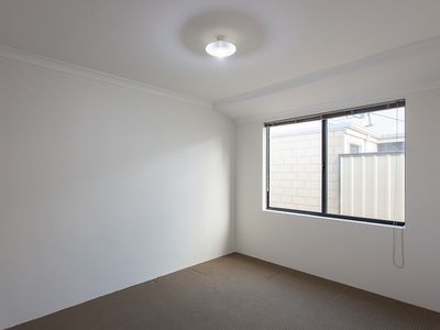 33 L'Aquila Circle, Beeliar