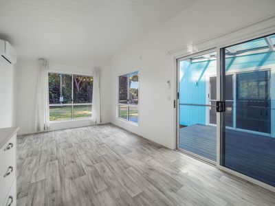 165-167 High Central Road, Macleay Island