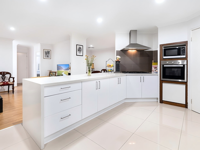 14 Beard Place, Queens Park