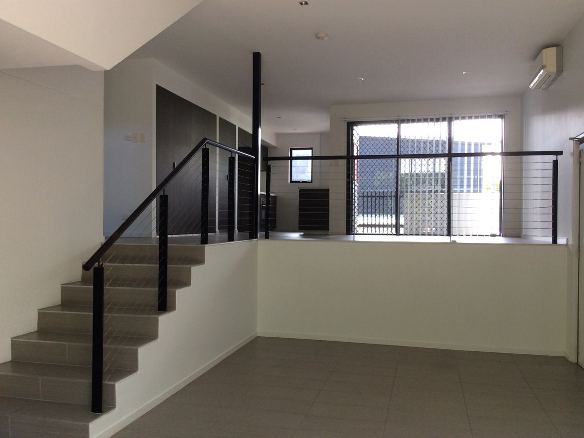 3 / 53 Lambert Road, Indooroopilly