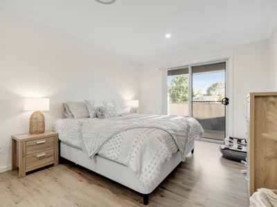 8 / 1A Edmondson Avenue, St Marys