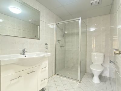 13/181 Hawkesbury Rd, Westmead