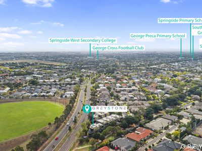 5 / 5-6 Chelsworth Place, Caroline Springs