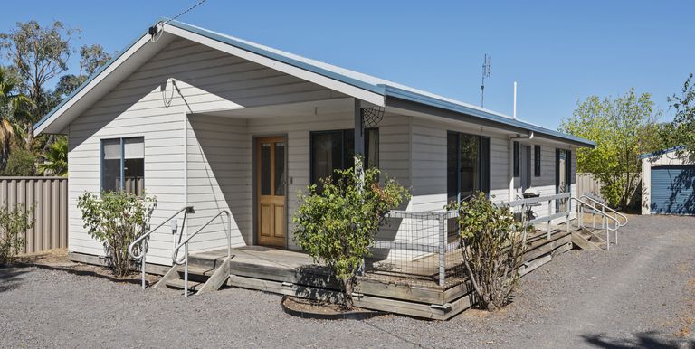 80 Birkett Street , Euroa
