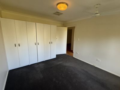 22 Weston Street, Parkes