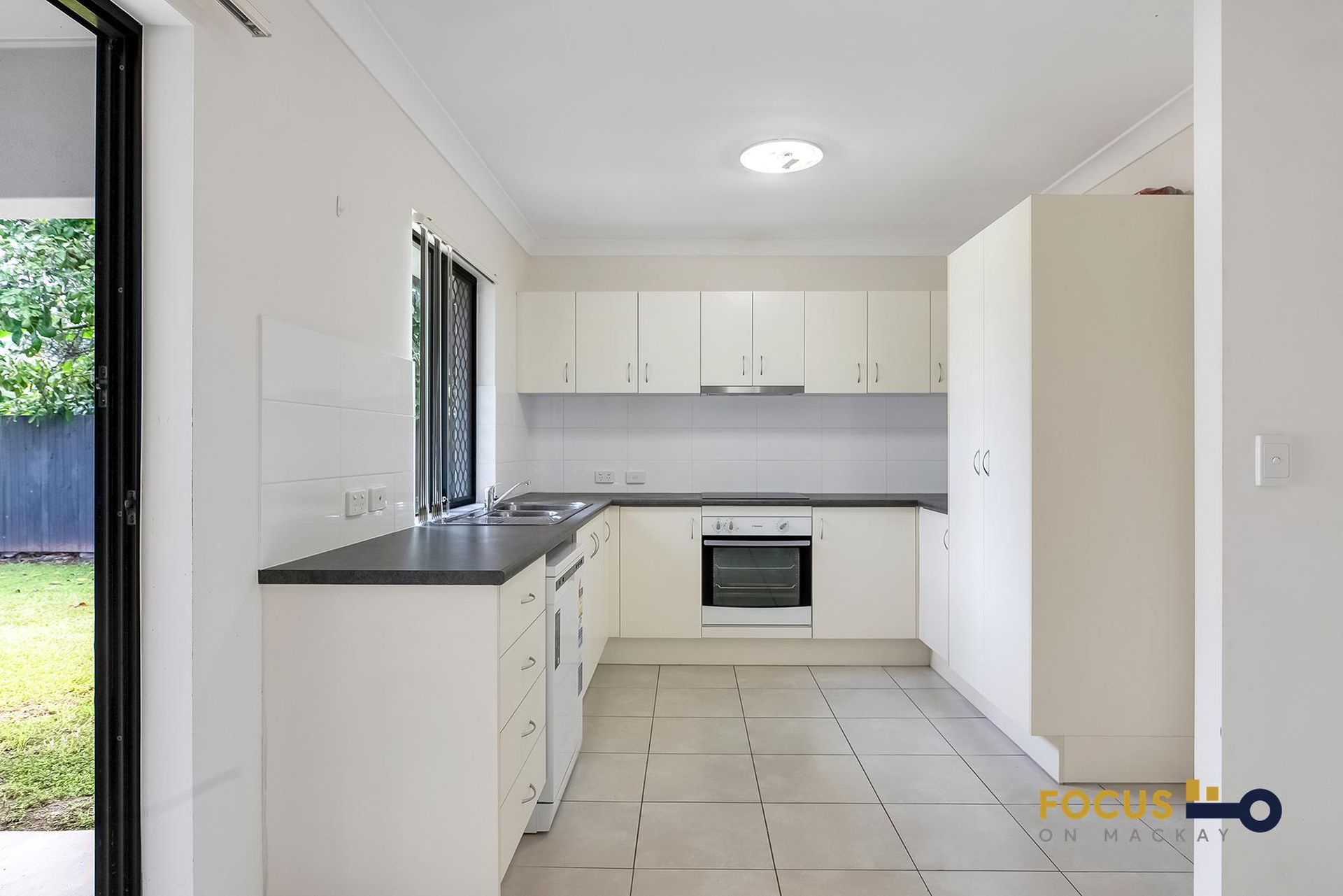5 Manon St, Armstrong Beach