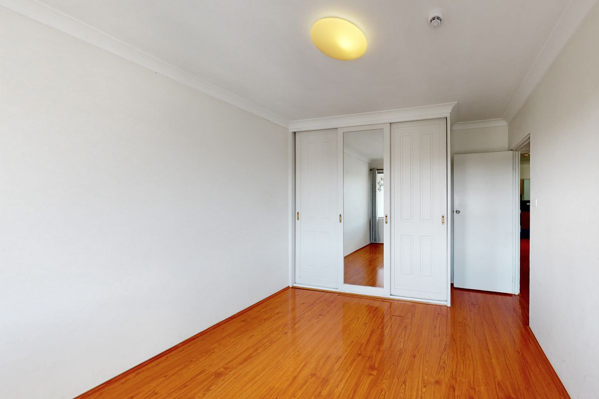 11 / 8 Thames Street, Balmain