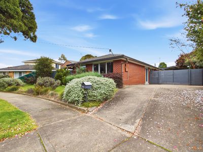 11 Joseph Street, Sale