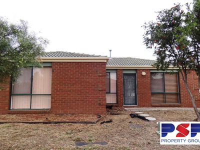 6 Wycombe Way, Werribee