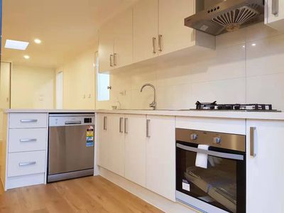 Rear / 9 Harrison Street, The Basin