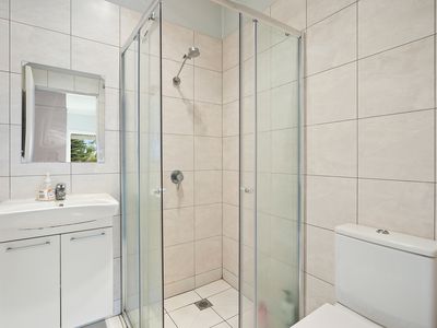 33 Buena Vista Avenue, Lake Heights