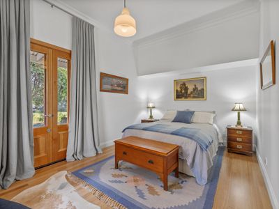 2271 Snow Road, Markwood