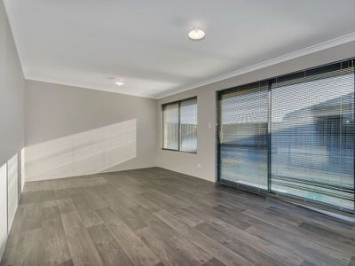 45 Mebbin Grove, Yanchep