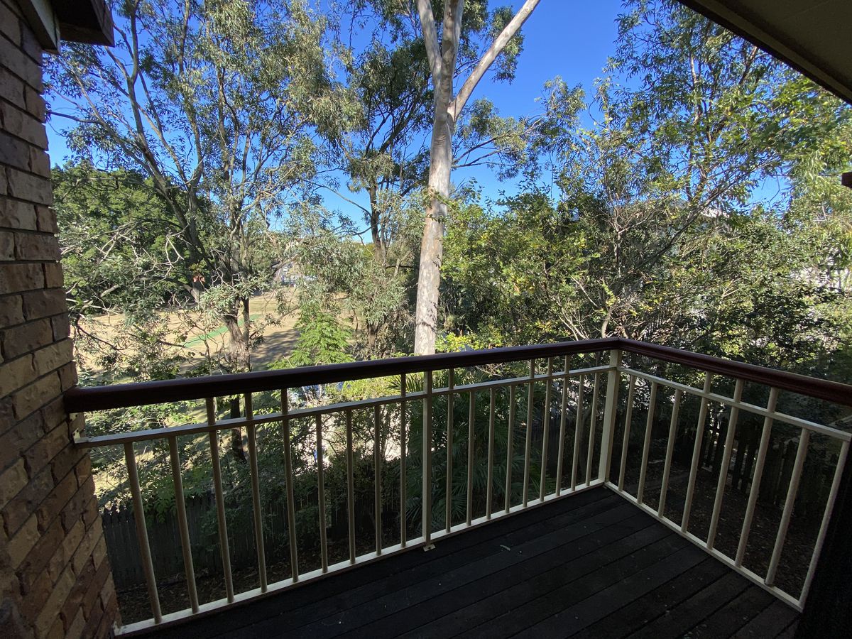 17 / 8-12 Quinn Street, Toowong