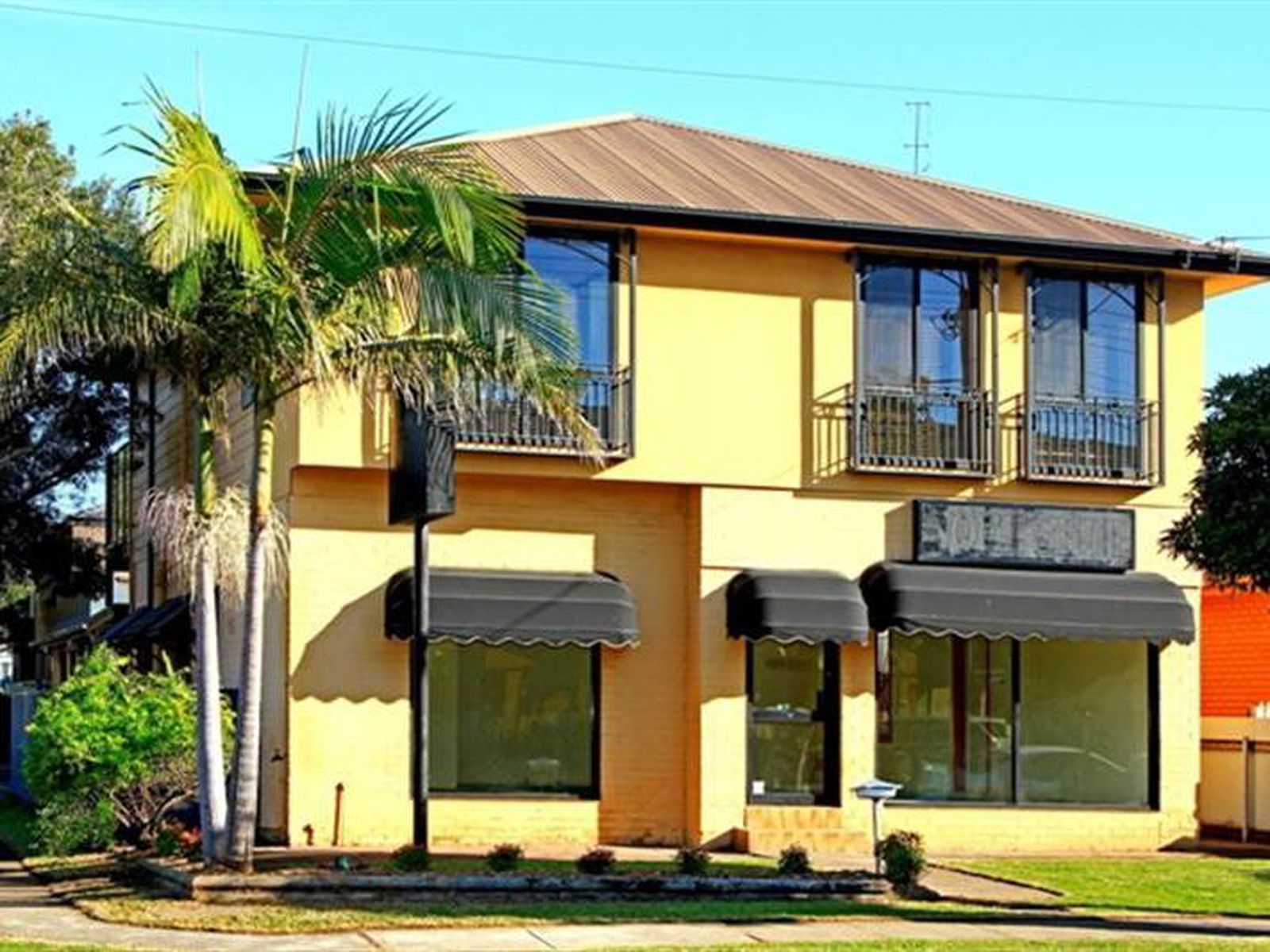 1 / 168 Kembla St Street, Wollongong