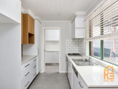 6 Cooney Close, Berwick