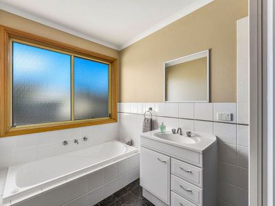 12 Bonshor Street, Millicent