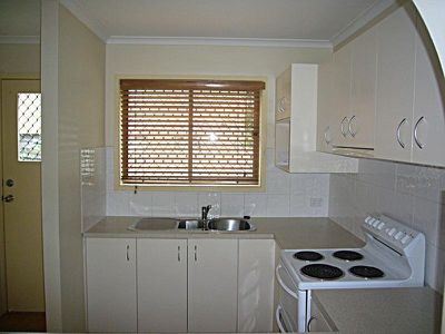 5 / 4 Arac Street, Woodridge