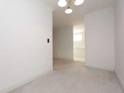 2 / 19 Kitchener Avenue, Burswood