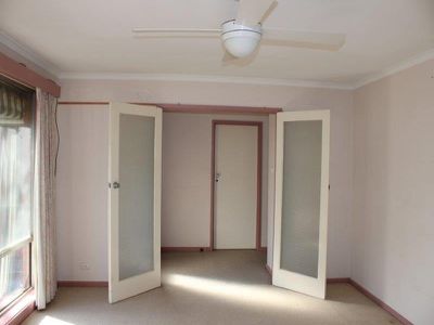 300 Bassett Road, Neilborough
