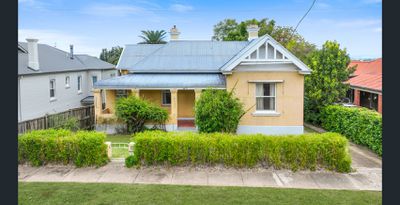 99 Upper Street, Tamworth