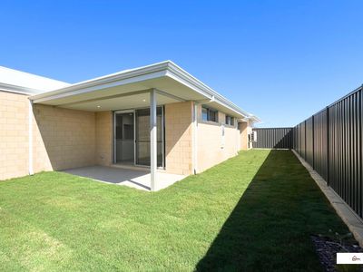 7 Siesta Way, Madora Bay