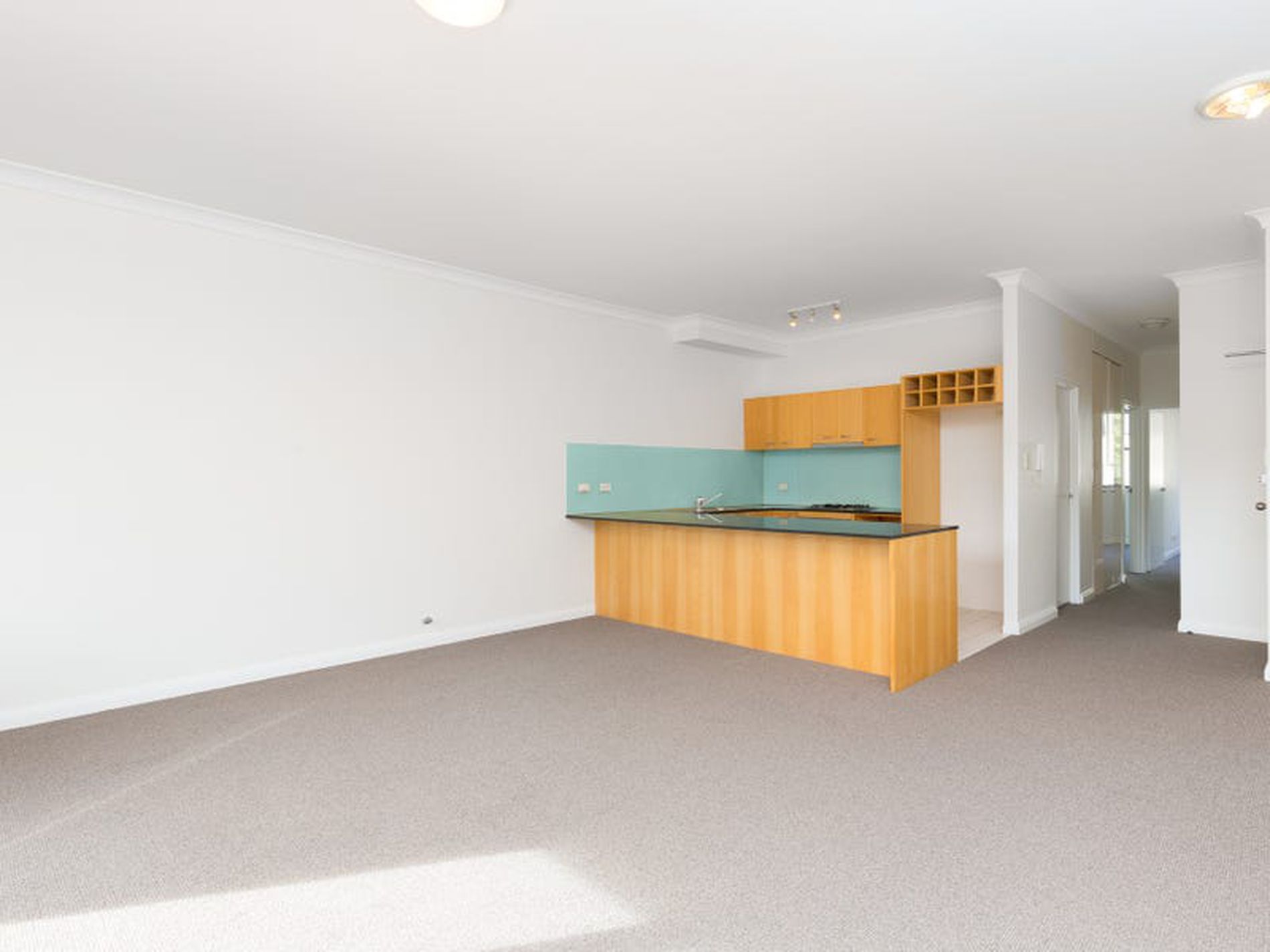 8 / 91-93 Campbell Street, Newtown