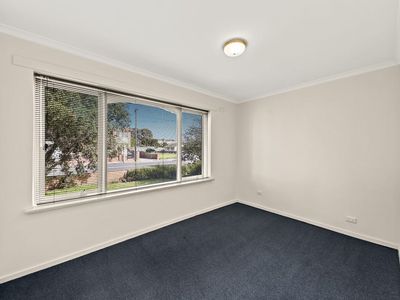 4 / 10 Stud Road, Dandenong