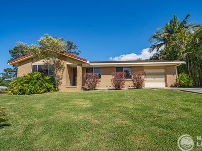 12 Rajah Road, Ocean Shores