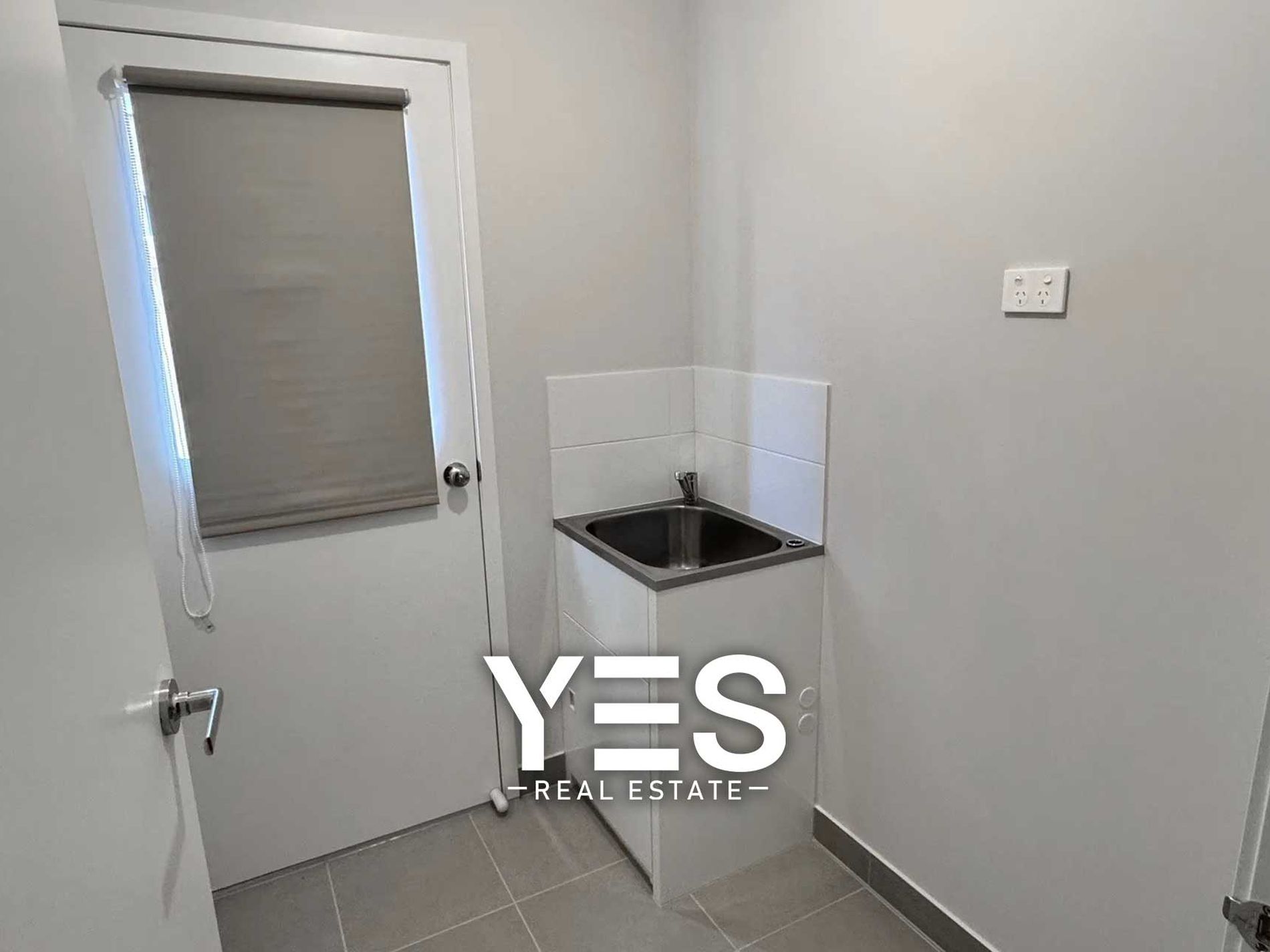 10 Snowy Road, Officer