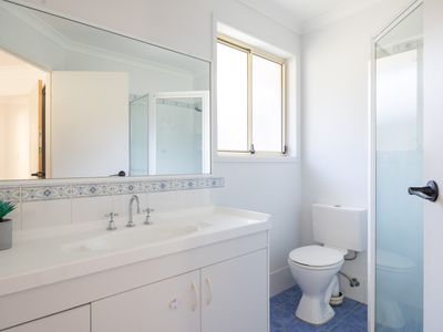 14 Wyoming Avenue, Burrill Lake