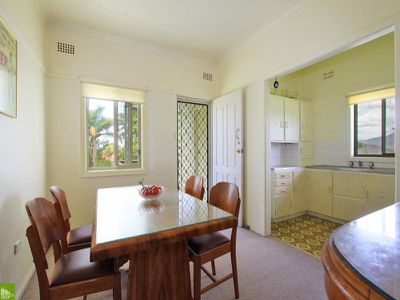 99 The Avenue -, Mount Saint Thomas