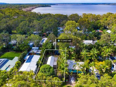 15 Sunset Way, Cooroibah