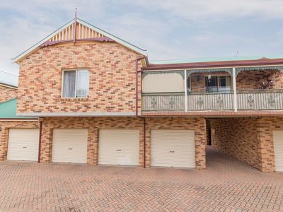 9 / 77 Bultje Street, Dubbo