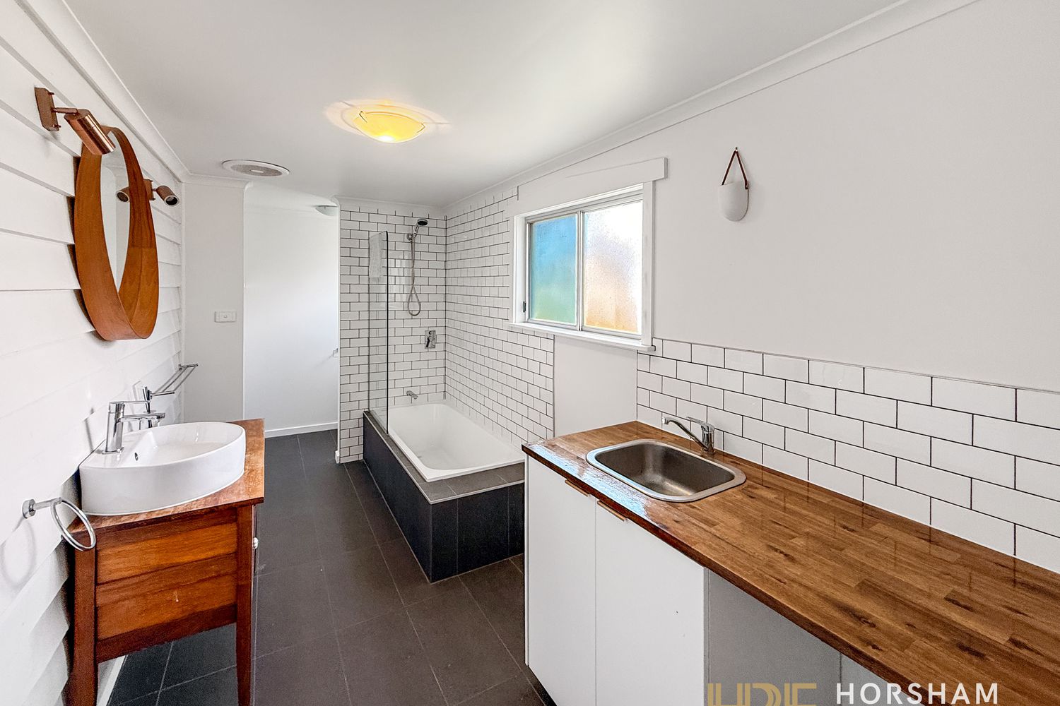 25 Harriett Street, Horsham